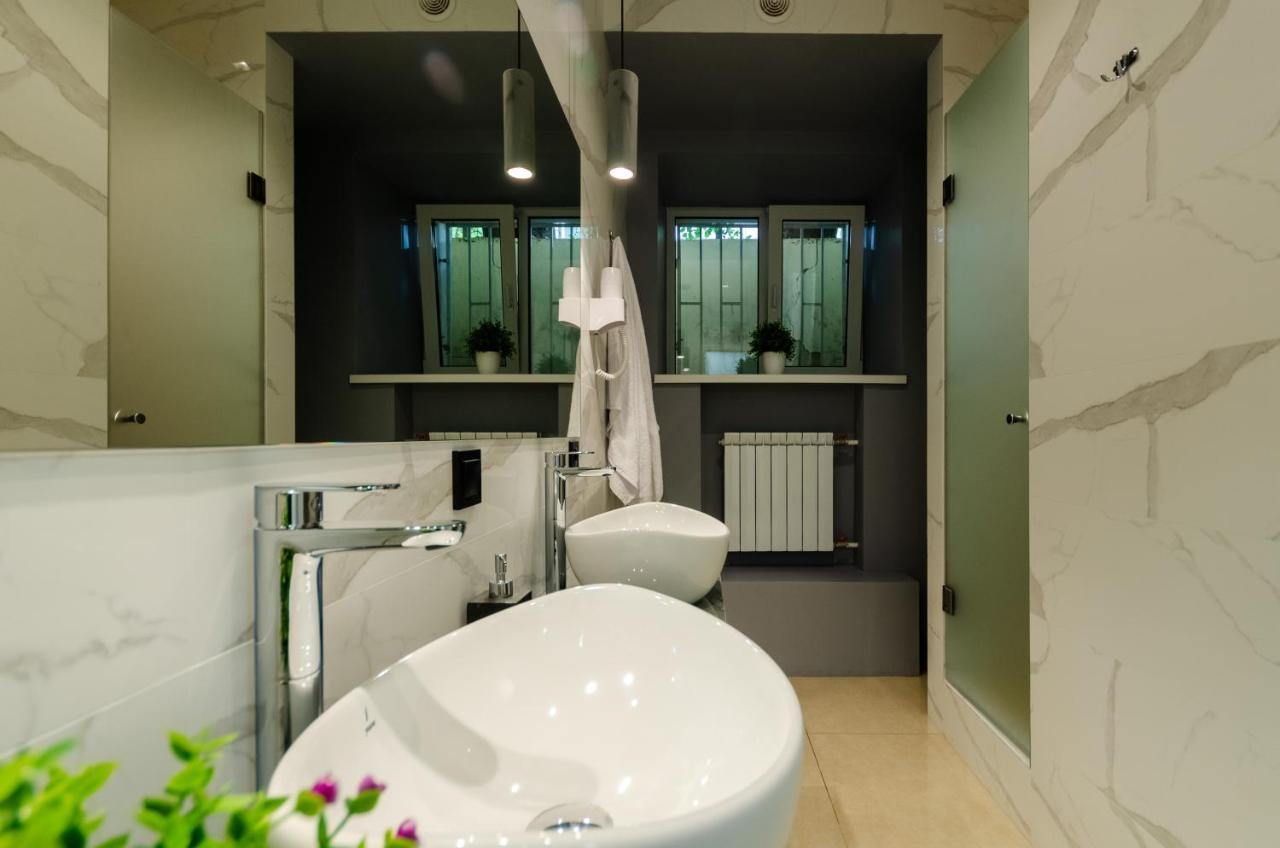 Underground Hostel Kiev Luaran gambar