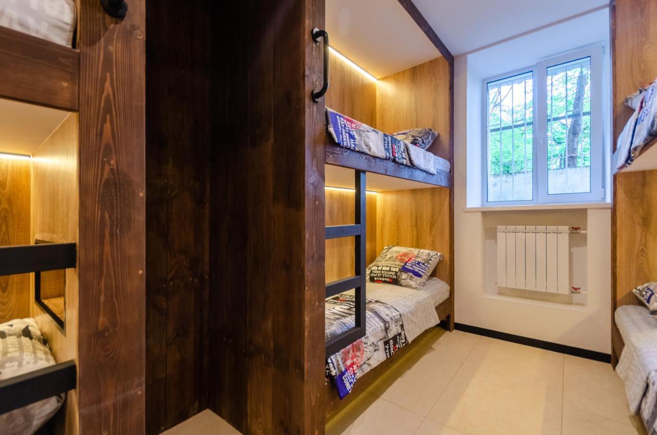 Underground Hostel Kiev Luaran gambar